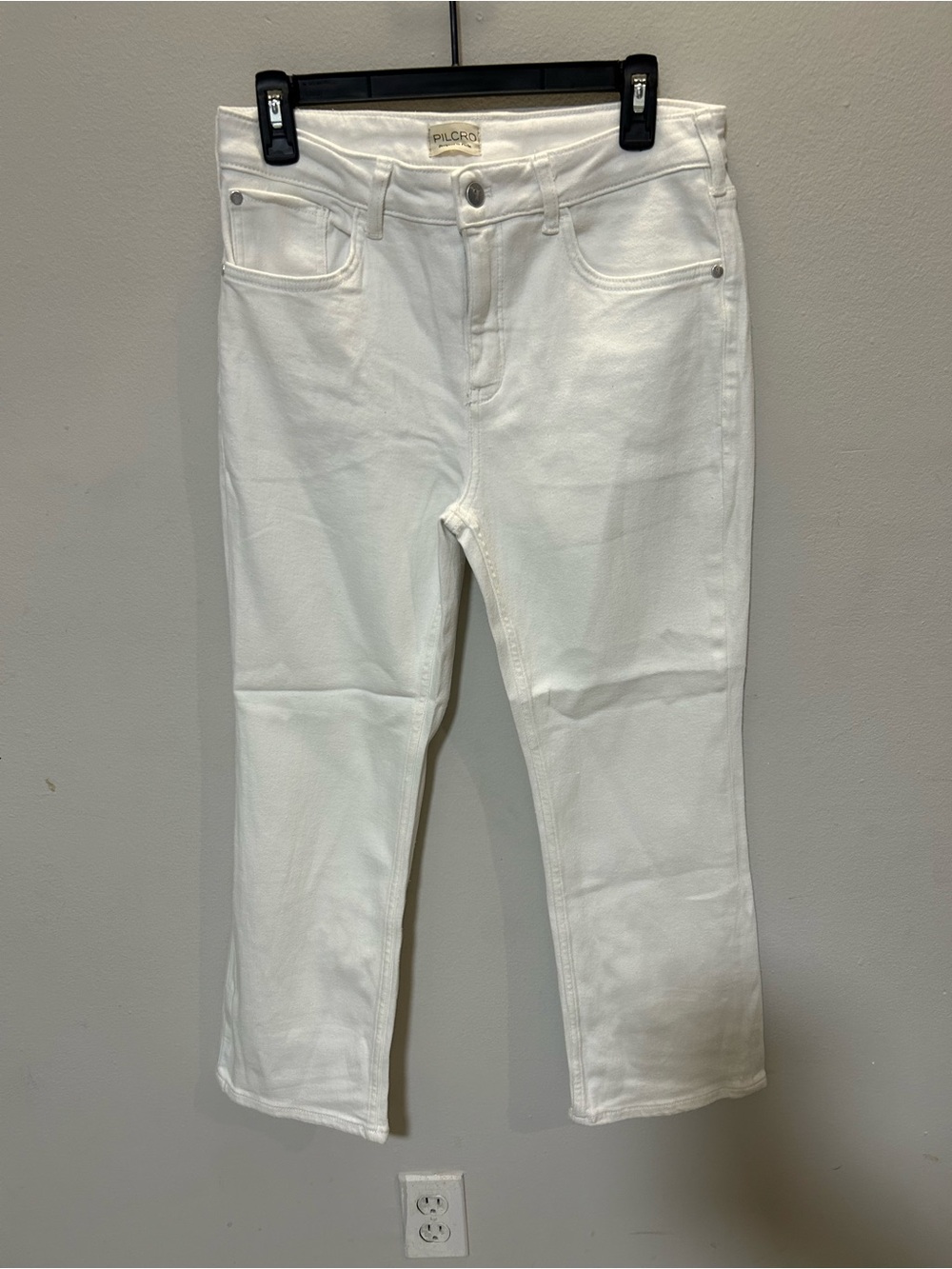Pilcro The Yaya White Jeans 30P Petite Straight Leg Cropped NWOT # 0557